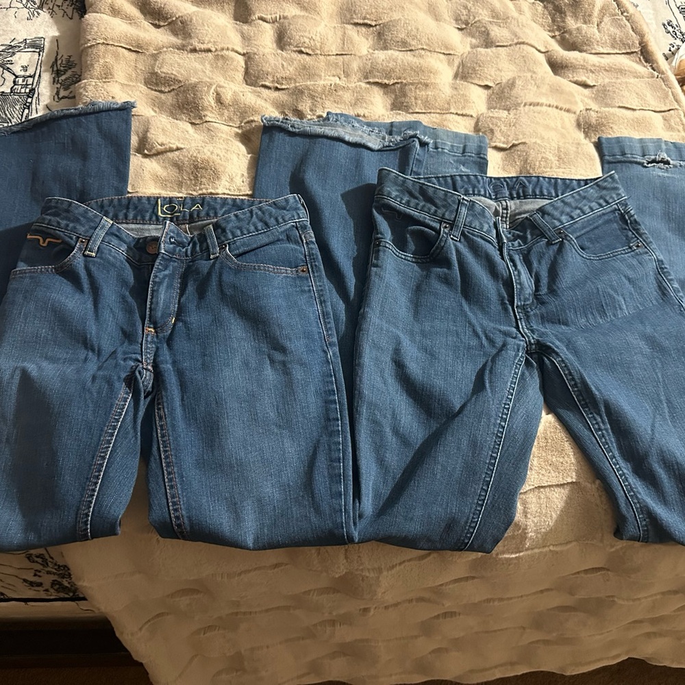 Women’s blue jeans!!